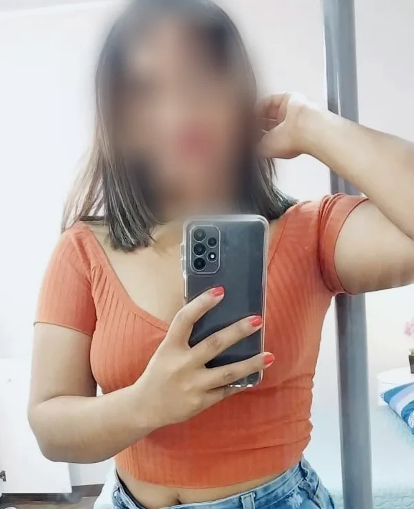 Karolina, 26